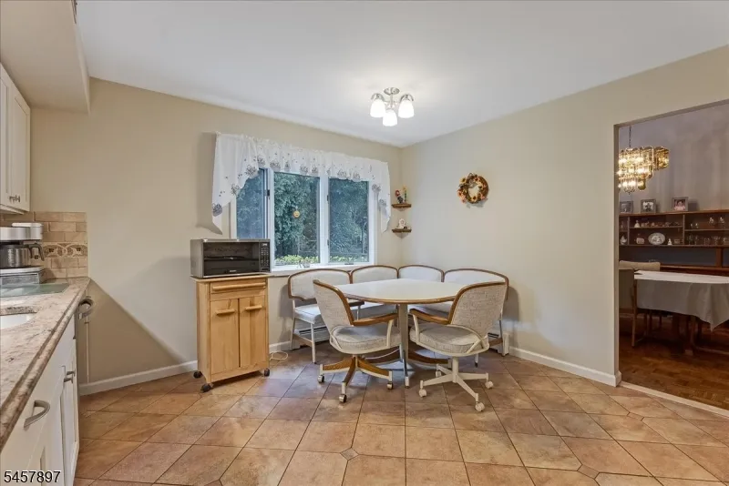 85 Tremont Ter Wanaque, NJ 07465