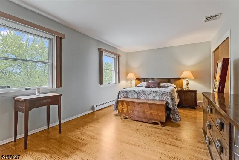 85 Tremont Ter Wanaque, NJ 07465