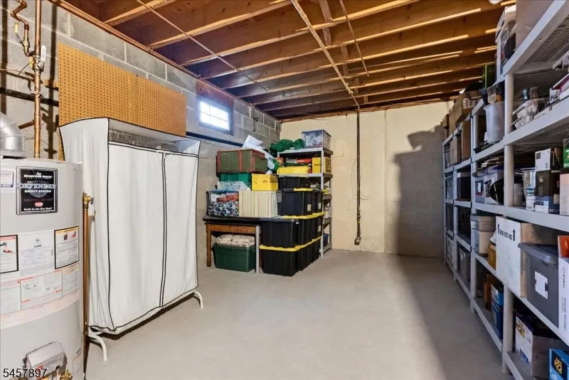 85 Tremont Ter Wanaque, NJ 07465