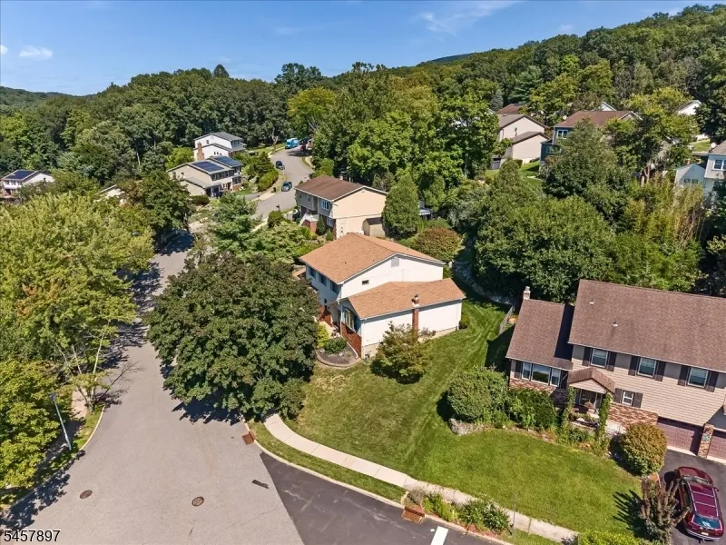 85 Tremont Ter Wanaque, NJ 07465