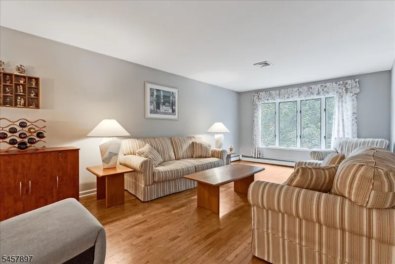 85 Tremont Ter Wanaque, NJ 07465