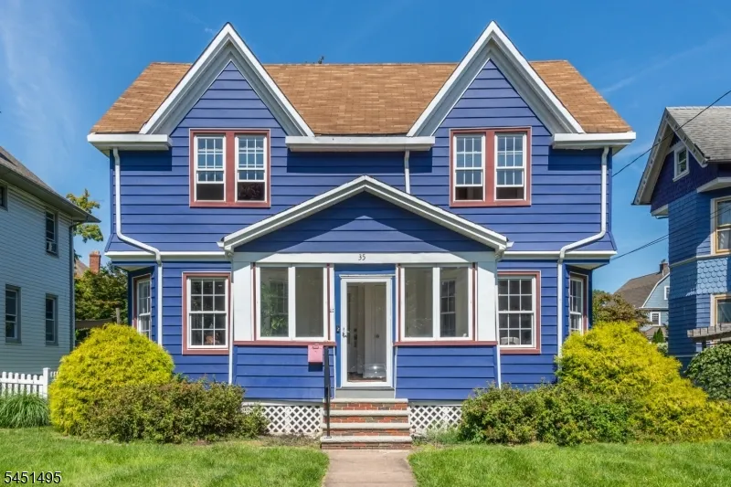 35 Benson St Bloomfield, NJ 07003