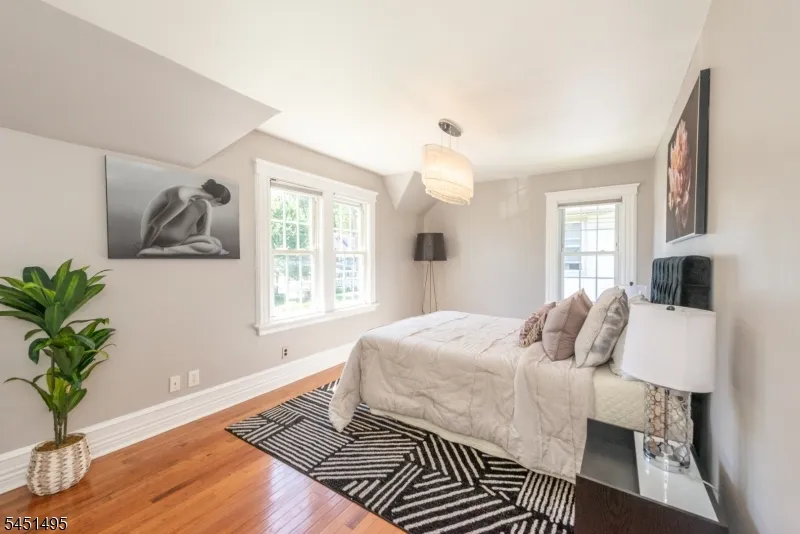 35 Benson St Bloomfield, NJ 07003
