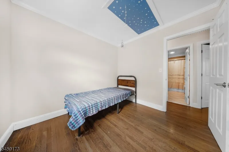 9 Arthur Ter Hackettstown Town, NJ 07840