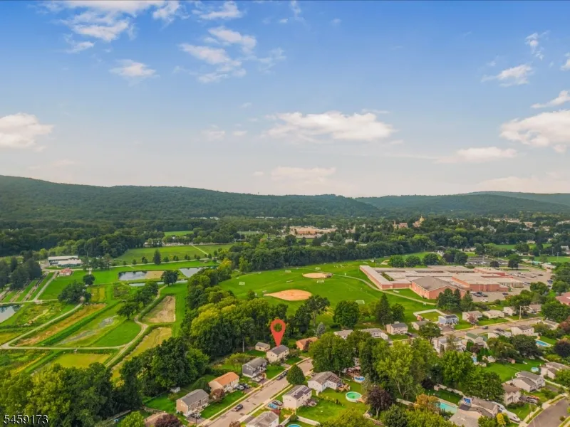 9 Arthur Ter Hackettstown Town, NJ 07840