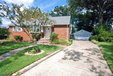 42 Oak Ridge Rd