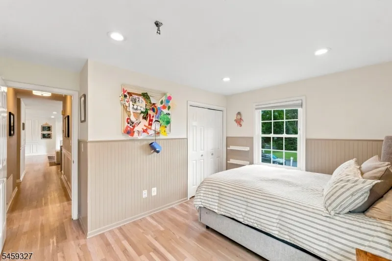 10 Darlene Ct Randolph, NJ 07869