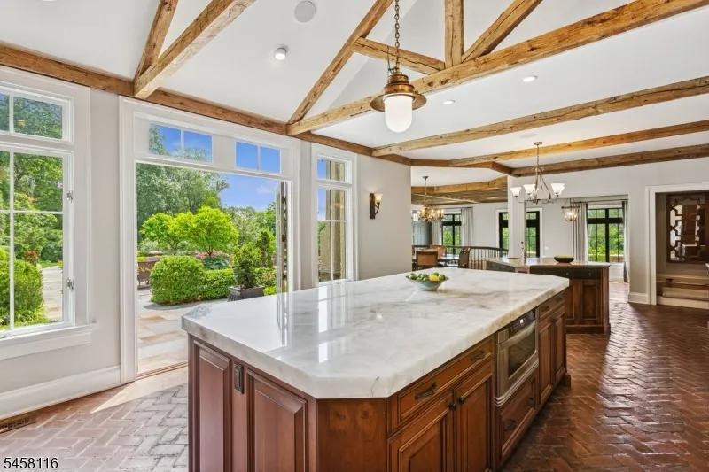 211 Mountainview Estate Bernardsville, NJ 07924