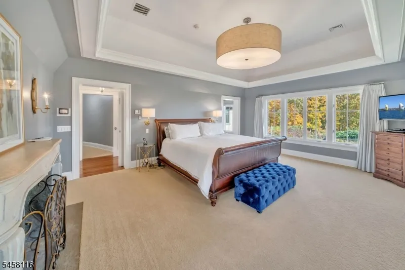 211 Mountainview Estate Bernardsville, NJ 07924