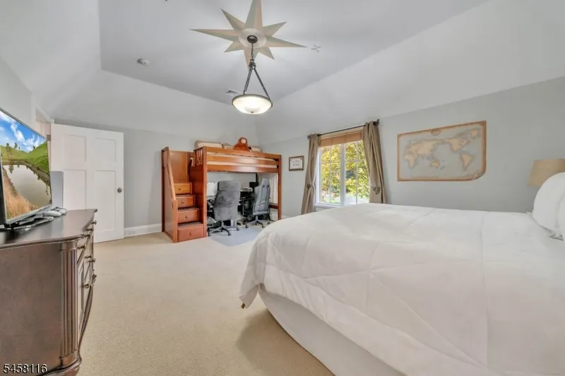 211 Mountainview Estate Bernardsville, NJ 07924