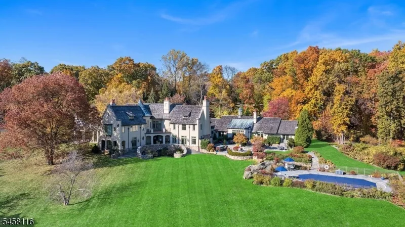 211 Mountainview Estate Bernardsville, NJ 07924