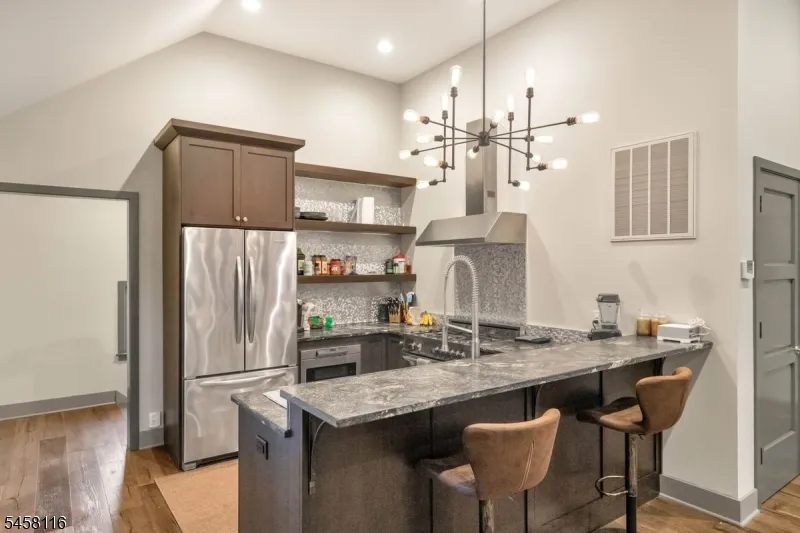211 Mountainview Estate Bernardsville, NJ 07924