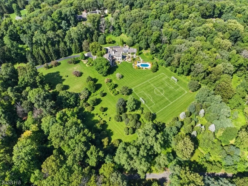 211 Mountainview Estate Bernardsville, NJ 07924