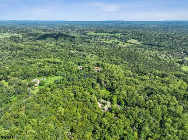 211 Mountainview Estate Bernardsville, NJ 07924
