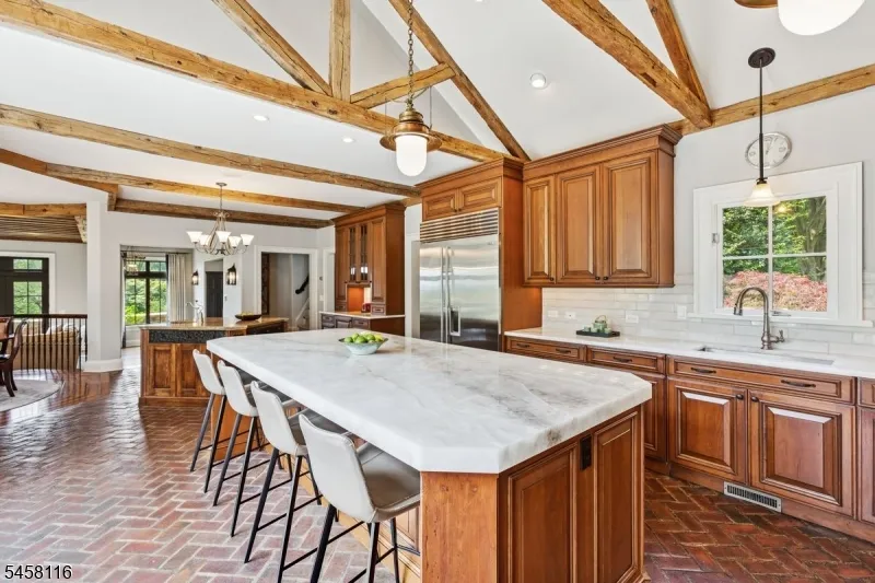 211 Mountainview Estate Bernardsville, NJ 07924
