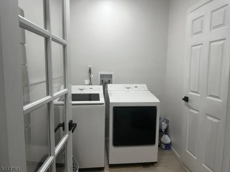35 Montclair Ave Clifton City, NJ 07011