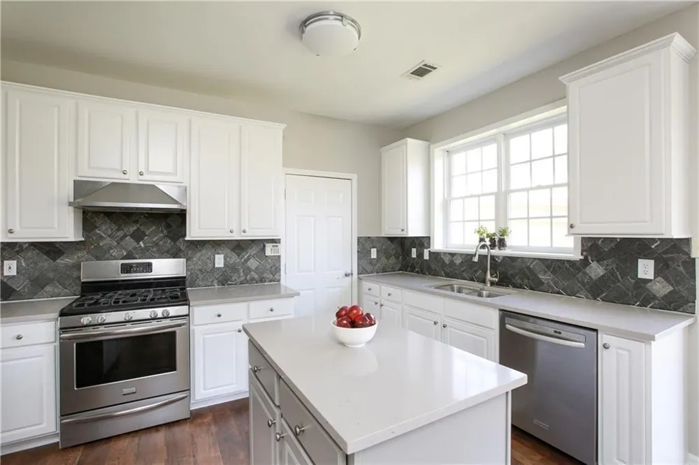 3050 Winston Terrace Ct Alpharetta, GA 30009