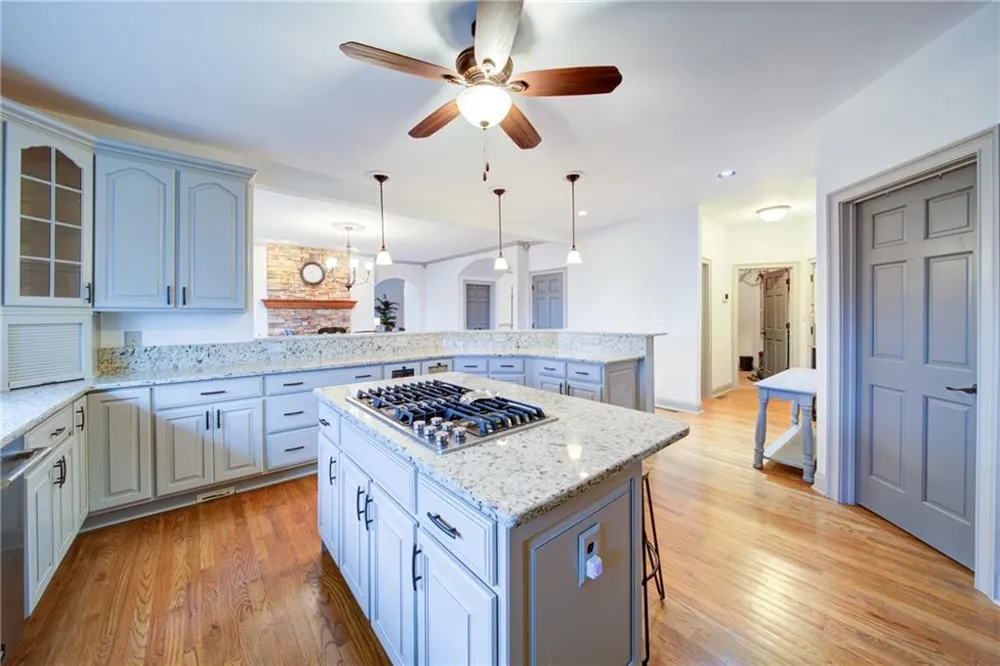 6462 Waterscape Ridge Gainesville, GA 30506