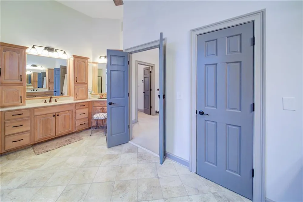 6462 Waterscape Ridge Gainesville, GA 30506