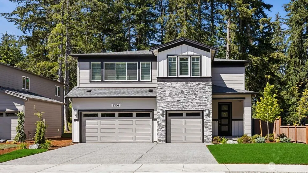9230 NE 186th Place Bothell, WA 98011