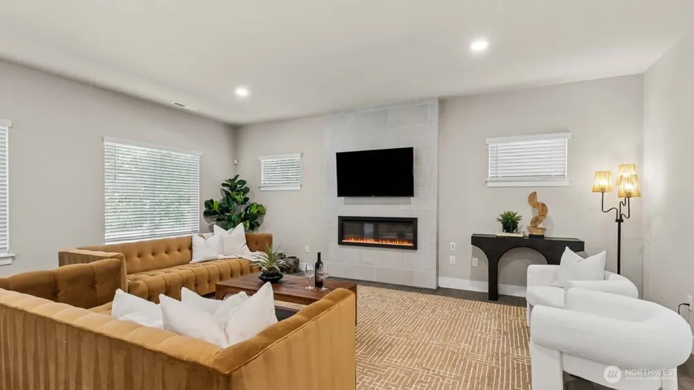 9230 NE 186th Place Bothell, WA 98011
