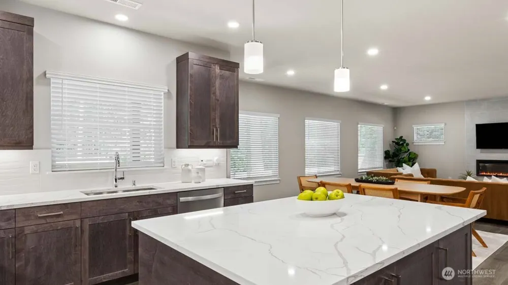 9230 NE 186th Place Bothell, WA 98011