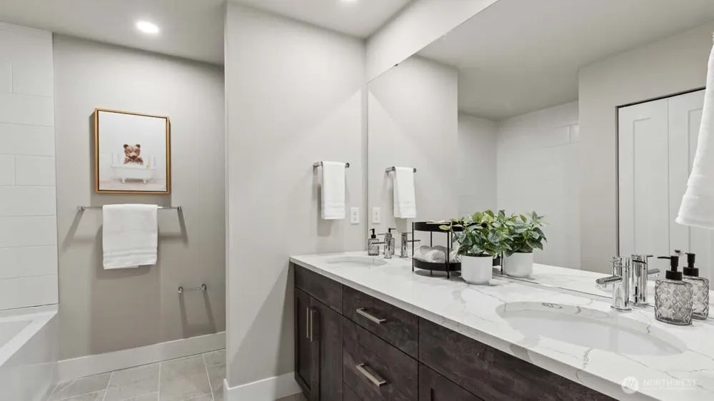 9230 NE 186th Place Bothell, WA 98011
