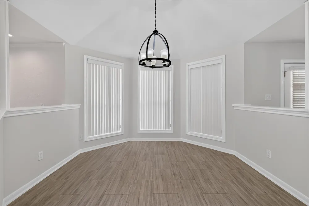 3302 Carmel Valley Drive Missouri City, TX 77459