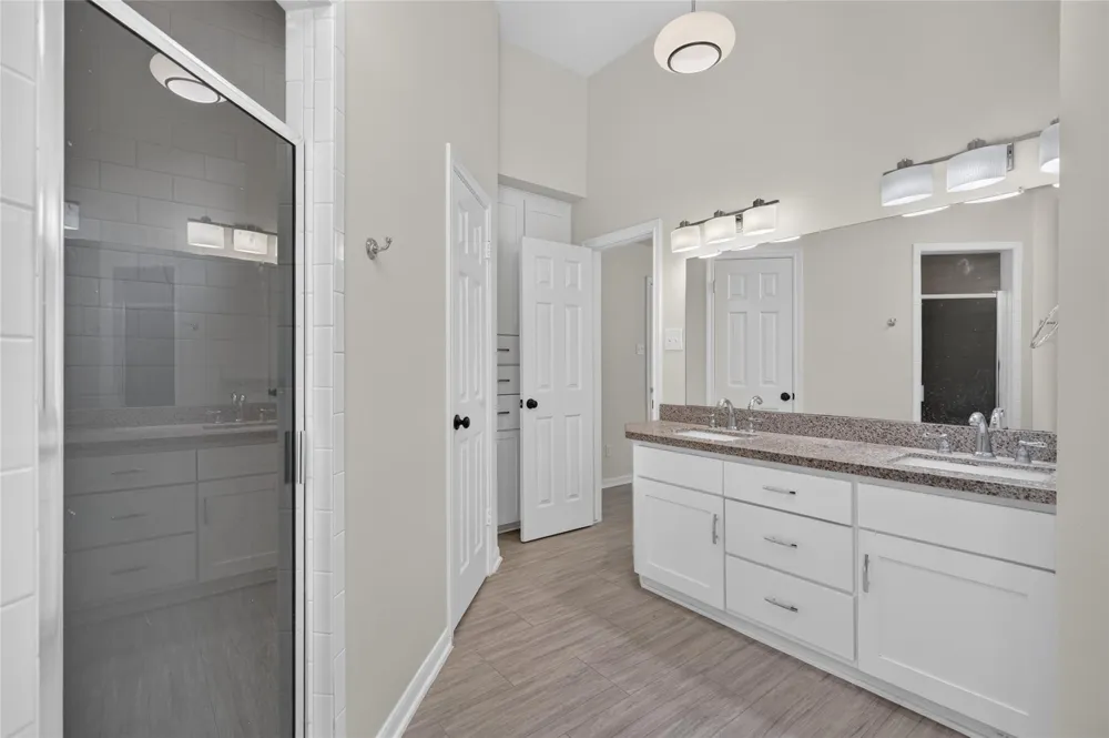 3302 Carmel Valley Drive Missouri City, TX 77459
