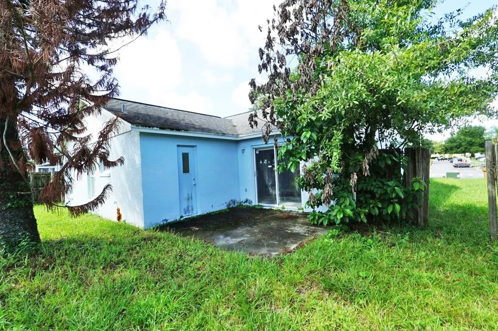 1523 INDIAN OAKS TRAIL Kissimmee, FL 34747
