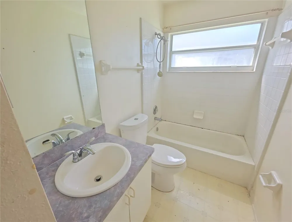 1523 INDIAN OAKS TRAIL Kissimmee, FL 34747