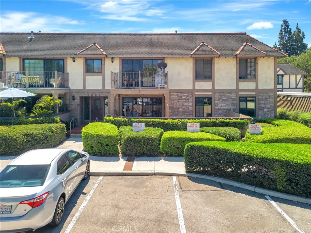 3665 S Bear Santa Ana, CA 92704