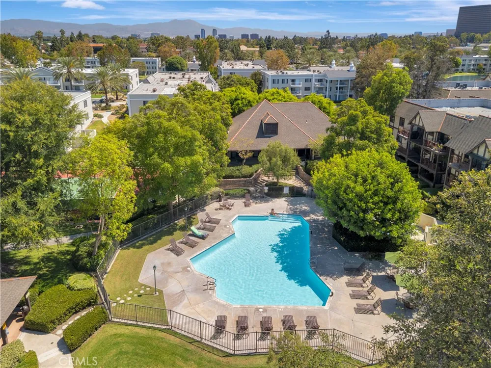 3665 S Bear Santa Ana, CA 92704