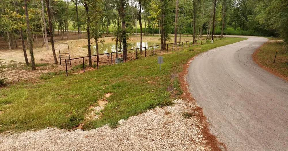 12825 Hill Creek Rd Montgomery, TX 77356