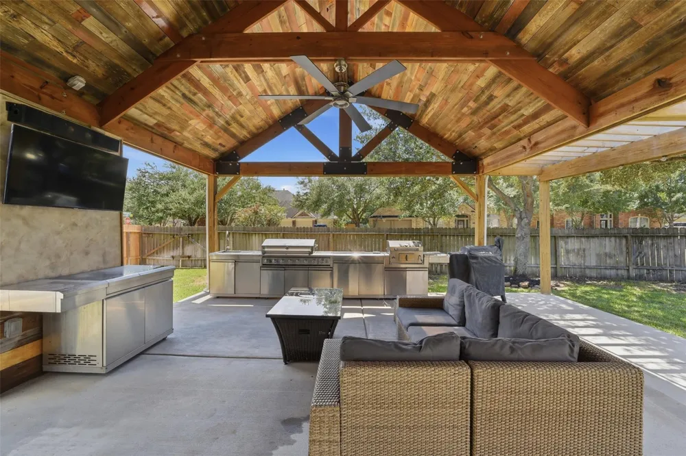 2710 Golden Larch Drive Katy, TX 77494