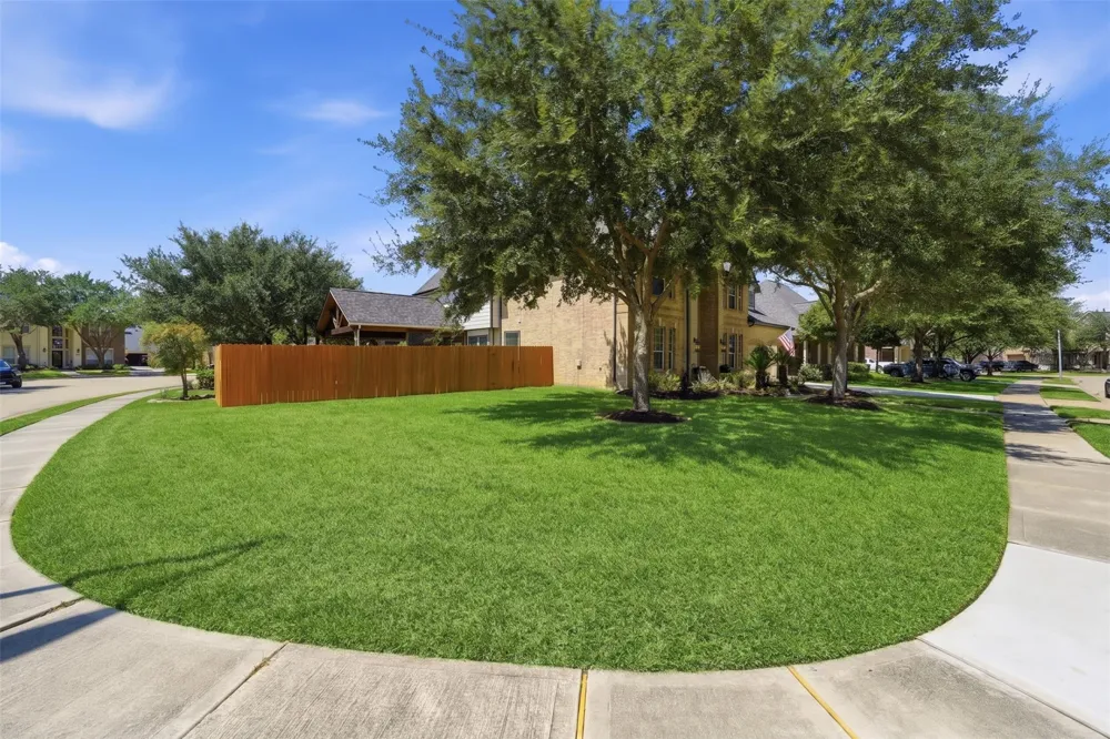 2710 Golden Larch Drive Katy, TX 77494