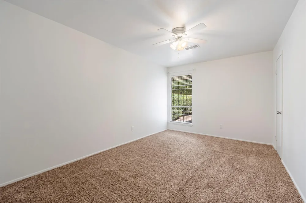 10714 Hillcroft Avenue Houston, TX 77096