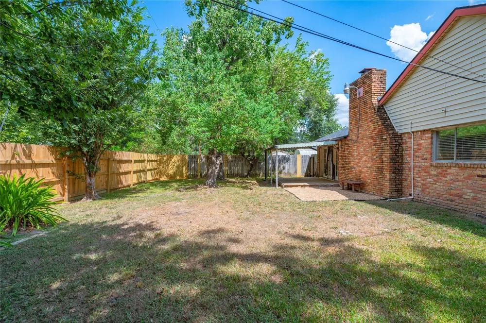 10714 Hillcroft Avenue Houston, TX 77096