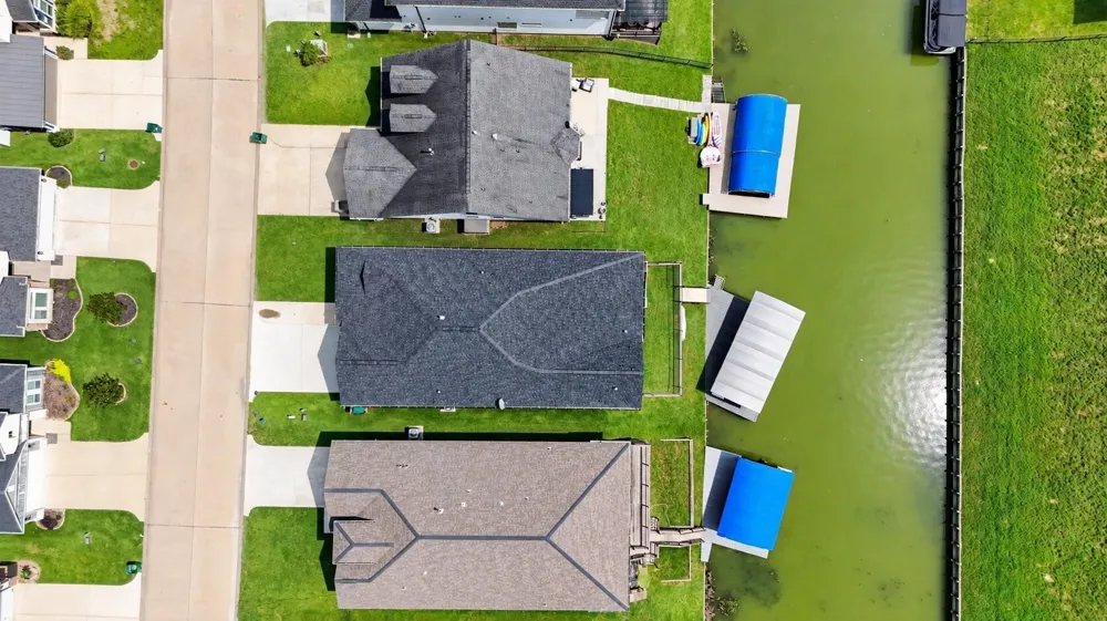 10737 S Lake Mist Lane Willis, TX 77318