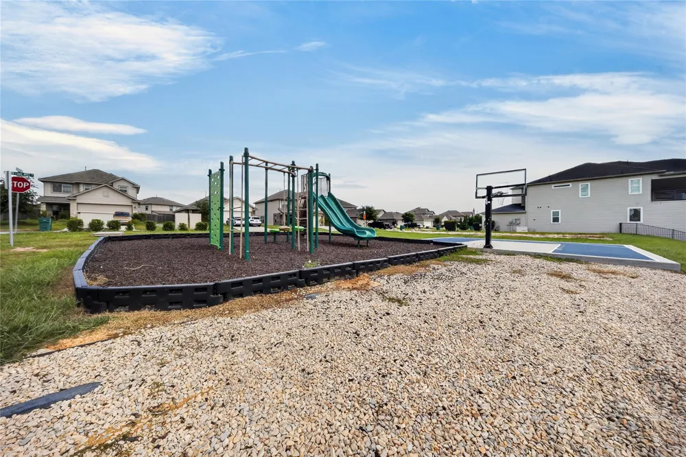 10737 S Lake Mist Lane Willis, TX 77318