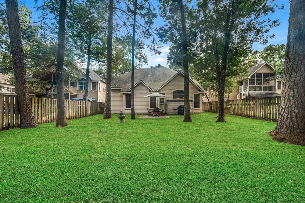 19 Lyreleaf Place The Woodlands, TX 77382