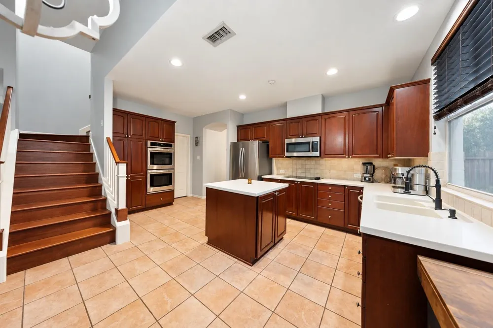 19 Lyreleaf Place The Woodlands, TX 77382