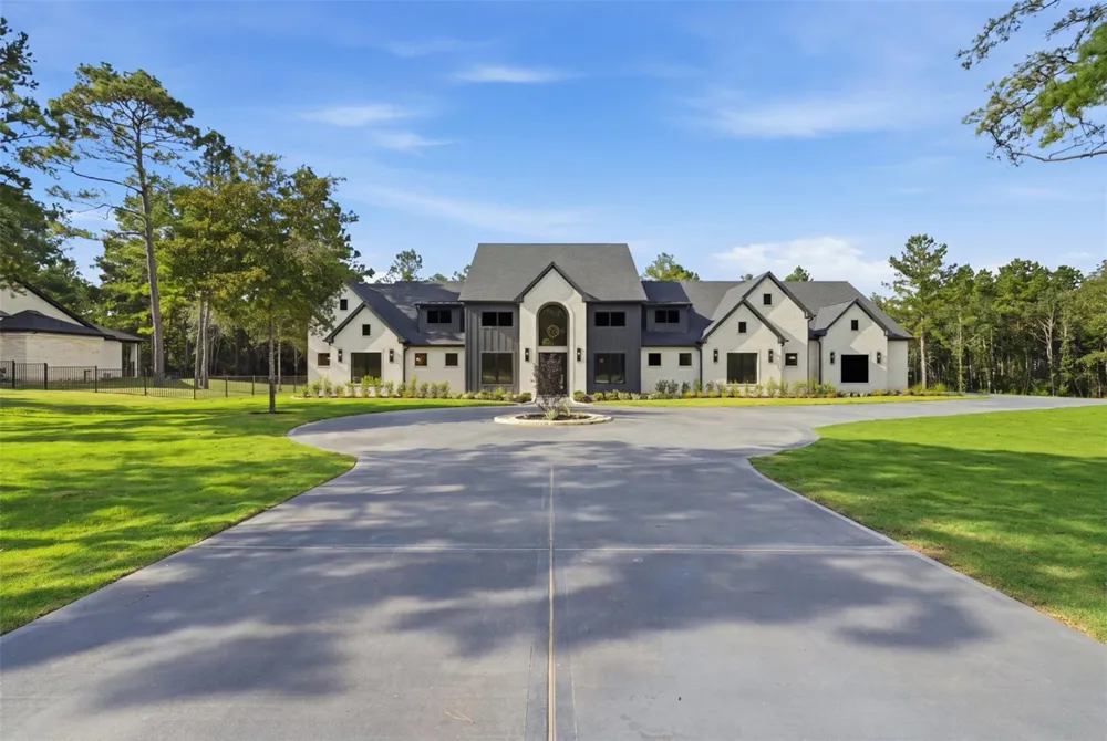 25088 Seguin Trl Montgomery, TX 77316