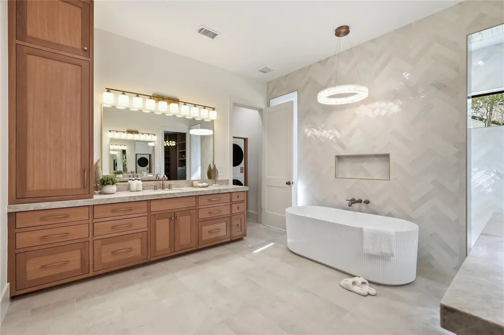 25088 Seguin Trl Montgomery, TX 77316