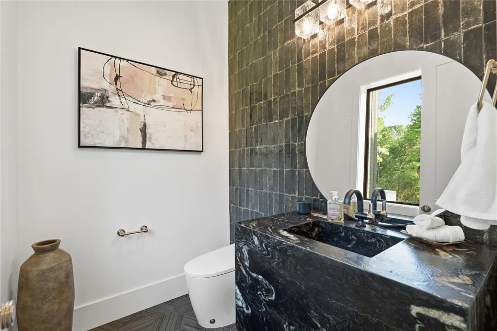 25088 Seguin Trl Montgomery, TX 77316