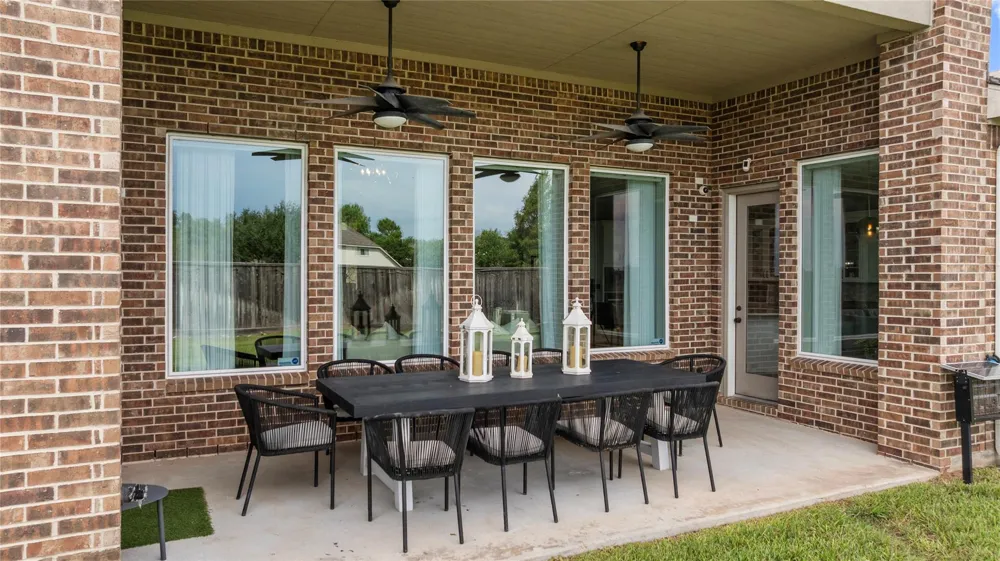 7819 Lost Pecan Way Missouri City, TX 77459