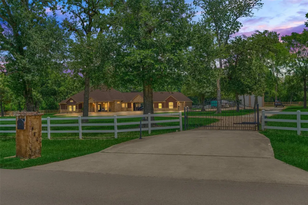 420 Ruel Road Magnolia, TX 77355