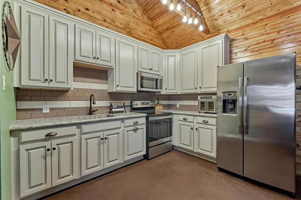 420 Ruel Road Magnolia, TX 77355
