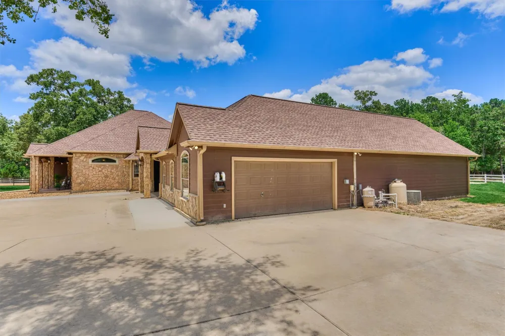 420 Ruel Road Magnolia, TX 77355