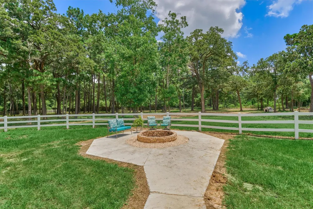 420 Ruel Road Magnolia, TX 77355